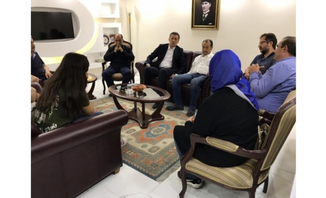Bakan Selçuk, Urfalı şairin torununu ziyaret etti