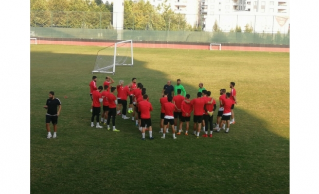 Karaköprü, sezona çift idmanla hazırlanıyor