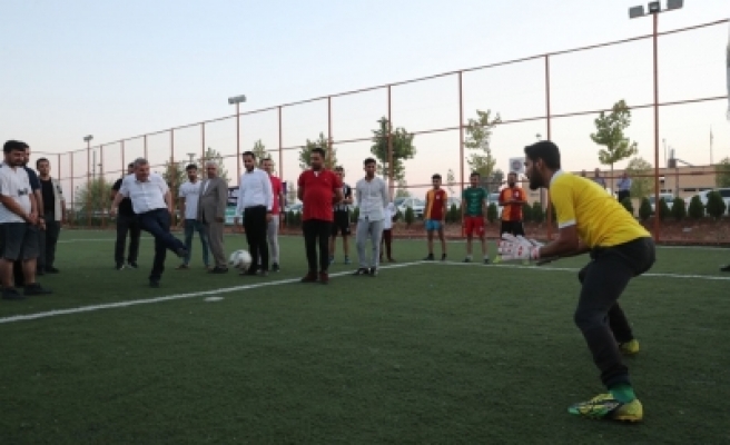 Beyazgül: Yerli futbolcu yetiştirebilmeliyiz artık