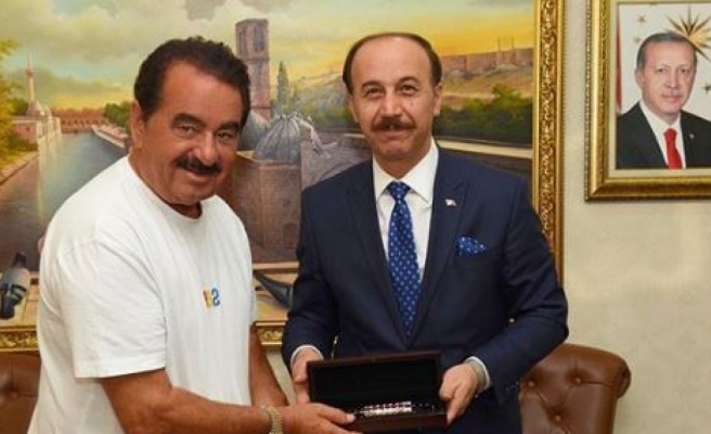 Tatlıses: Biz razıyız, Allah'ta razı olsun