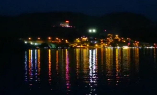 Halfeti'yi gören turistler, yerleşmeye başlıyor