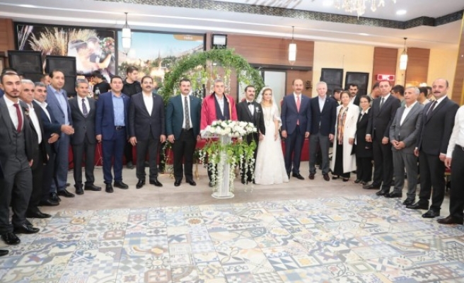 Urfalı kaymakam dünya evine girdi