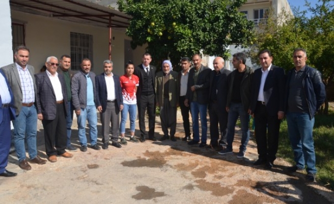 Vekil Özşavlı aracı oldu, Şanlıurfalı kız davet edildi