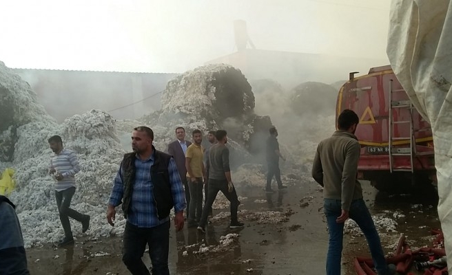 Fabrikada yangın! Takviye ekipler gönderildi