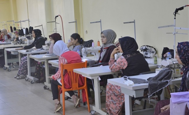 Viranşehir'de kadınlara, kurslarla iş imkanı