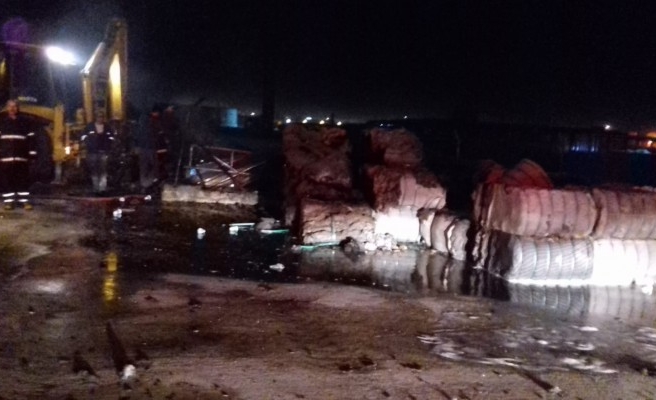 Şanlıurfa’daki tekstil fabrikasında yangın çıktı