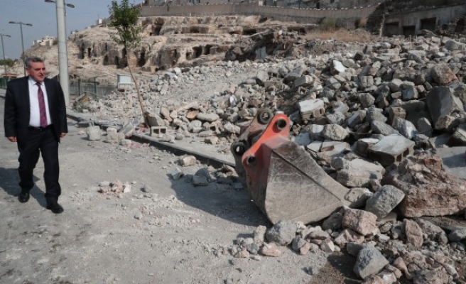 Beyazgül, Kızılkoyun'daki çalışmaları inceledi