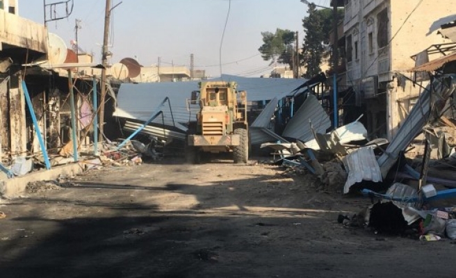 Suriye'de yaralar sarılıyor