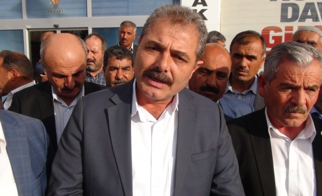 Bozovalı çiftçiler, sulama birlikleri için AK Parti ile görüştü