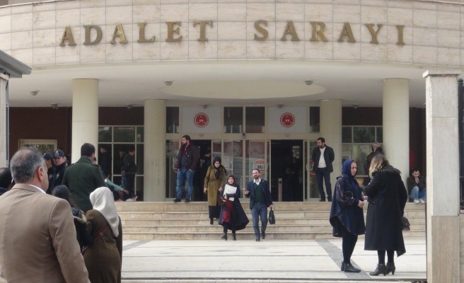 Urfa'da genç kızı yakan şüpheli tutuklandı