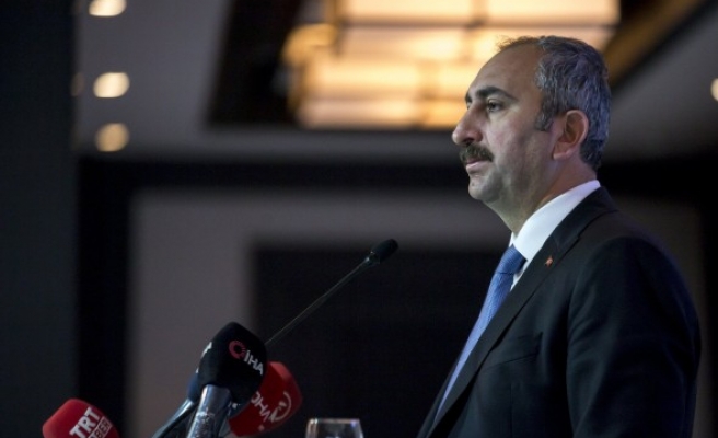 Adalet Bakanı Gül, yerel basın için konuştu