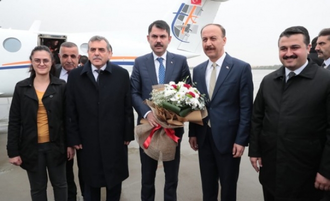 Bakan Kurum Şanlıurfa'ya geldi