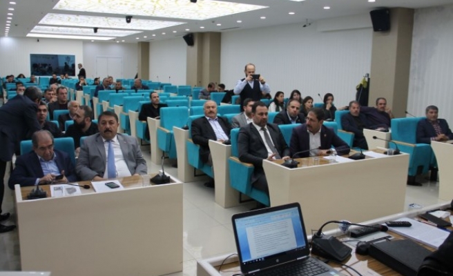 Büyükşehir Meclisinde tartışılan imar raporu