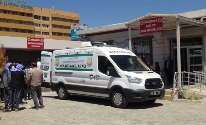 Urfa'da intihar eden kadın defnedildi