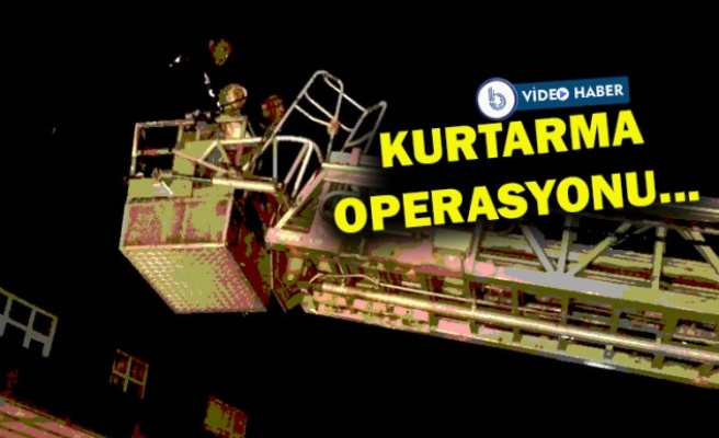 Akçakale'de evi su bastı!