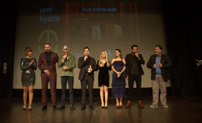 Şanlıurfalı tiyatroculara büyük onur