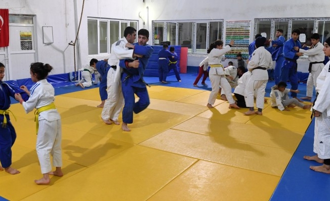 Büyükşehir judo takımında hazırlıklar sürüyor