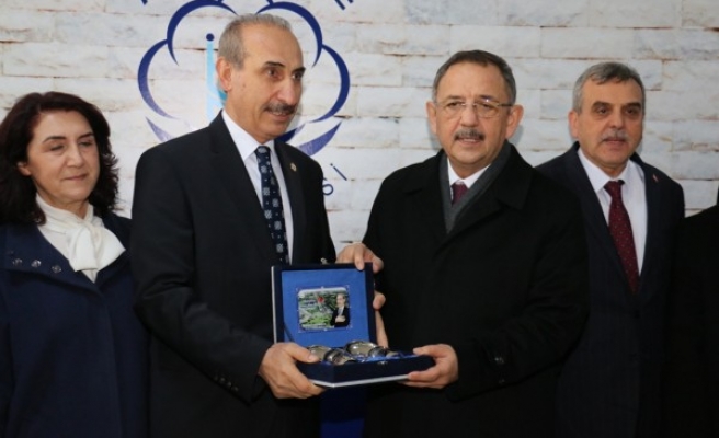 Özhaseki Akçakale'de konuştu: Her türlü fitne, fesat...