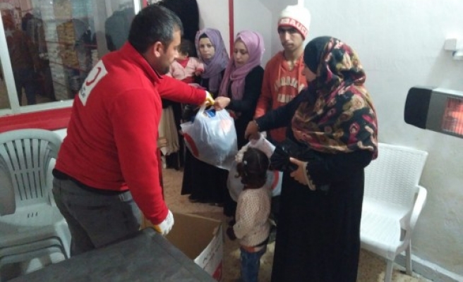 'Telabyad Sevgi Mağazası' yüzleri güldürdü