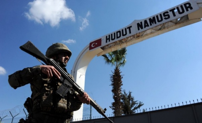 Terör örgütünden kaçan 2 terörist teslim oldu