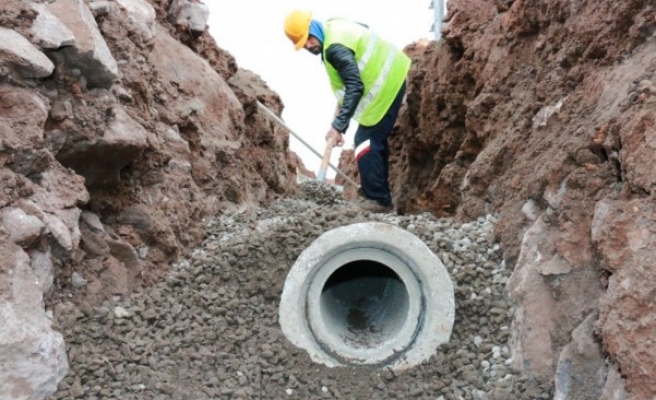 Siverek'te alt yapı çalışmaları sürüyor
