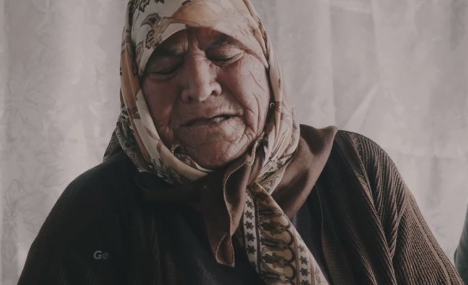 Urfalı Ağıtçı Şahide Anar'ı gören hüzünleniyor