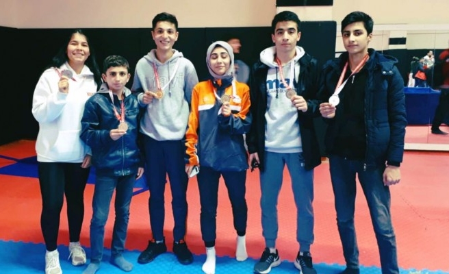 Gençlerden büyük başarı: 26 madalya