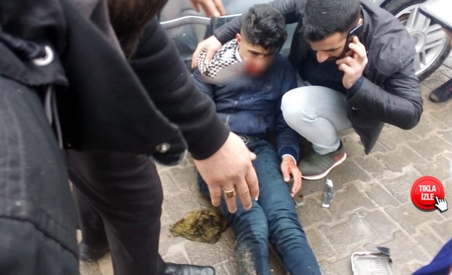 Eyyübiye'de otomobil ve motosiklet çarpıştı: 1 yaralı