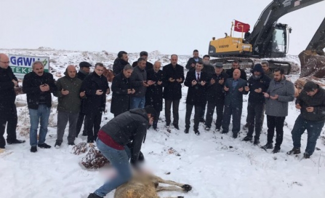 Birecik OSB'de bir temel daha atıldı