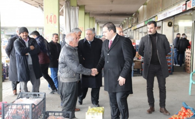 Canpolat, Hal Pazarındaki sorunları değerlendirdi