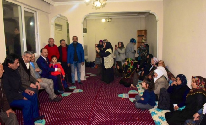 Acılı aileyi Vali Erin ziyaret etti