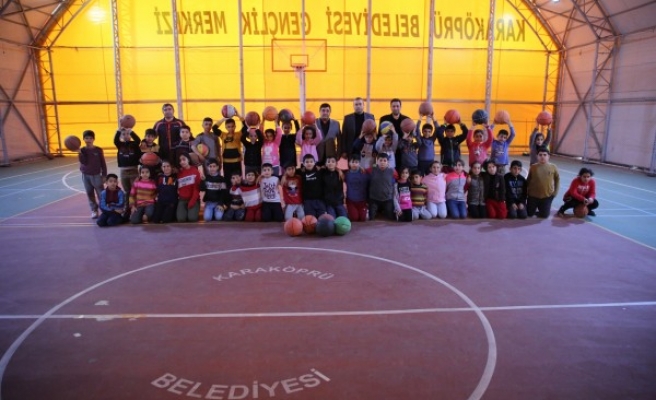Geleceğin basketbolcuları Urfa'da yetişiyor