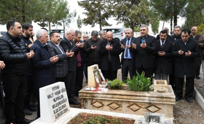 Şanlıurfalı sanatçı mezarı başında anıldı