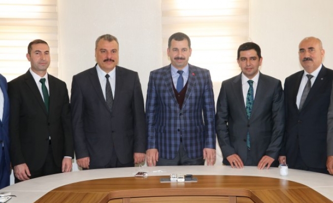 Karaköprü Belediyespor'un yeni başkanından Baydilli'ye ziyaret