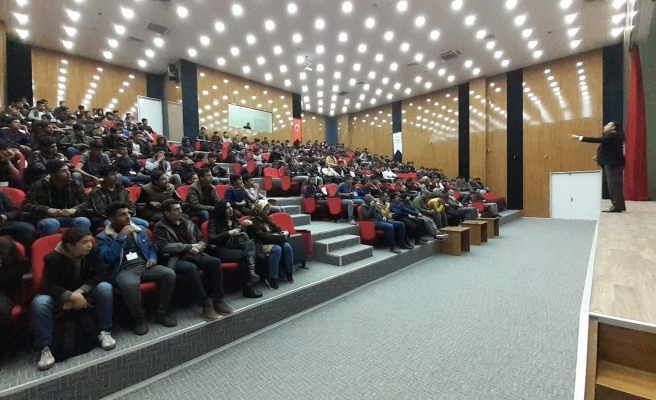 Akçakale’de 'Hızlı Okuma ve Etkin Anlama Teknikleri' semineri yapıldı