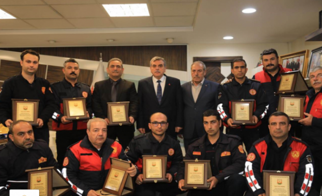 Kahraman İtfaiyeciler Ödüllendirildi