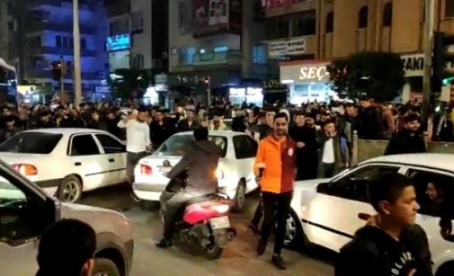 Şanlıurfa’da derbi sevinci! Konvoy, halaylar, ıslıklar...