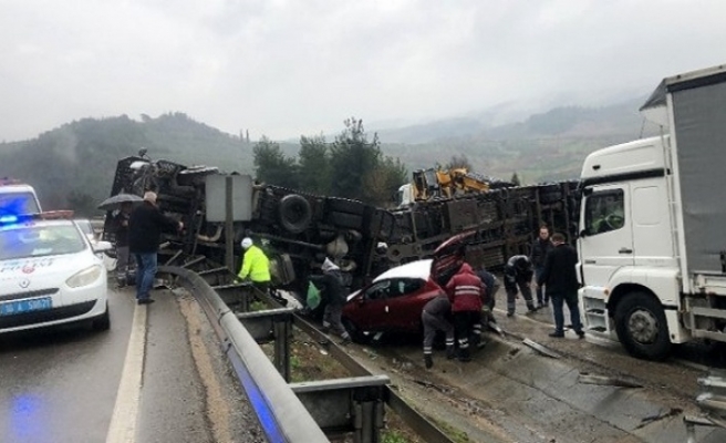 Sıfır Kilometre Araçlar Hurdaya Döndü