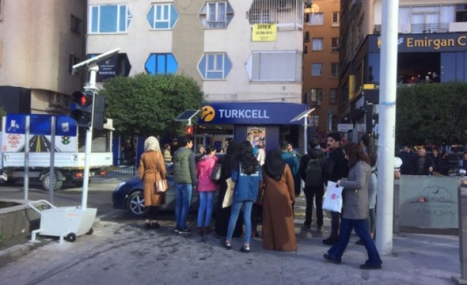 Urfa'nın yaya geçidi sorununa trafik ışığı çözümü