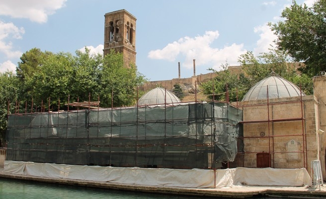 5 yıldır kapalı olan Döşeme Camii, ibadete açıldı
