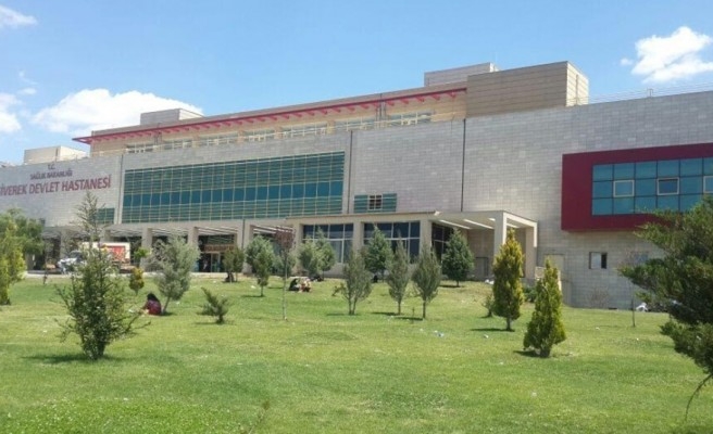 Siverek'te 2 yaşındaki çocuk traktörden düşerek öldü