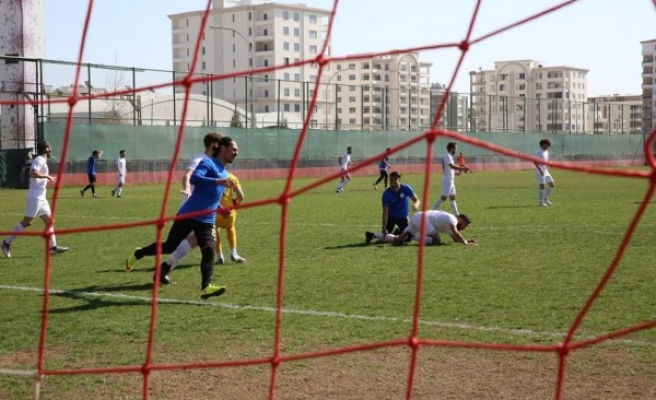 Karaköprü Belediyespor, Sultanbeyli ile yenişemedi