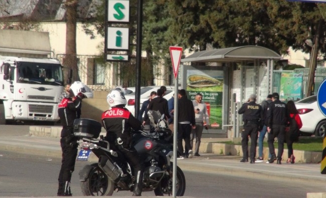 Şanlıurfa'da şüpheli paket fünye ile patlatıldı