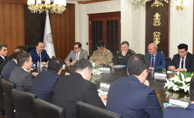 Şanlıurfa'da 'koronavirüs' tedbirleri konuşuldu