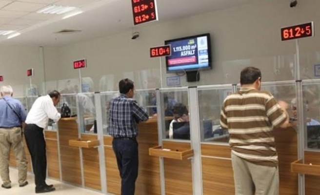 Bankalara çağrı! Acil olmayan işlemler ertelenmeli