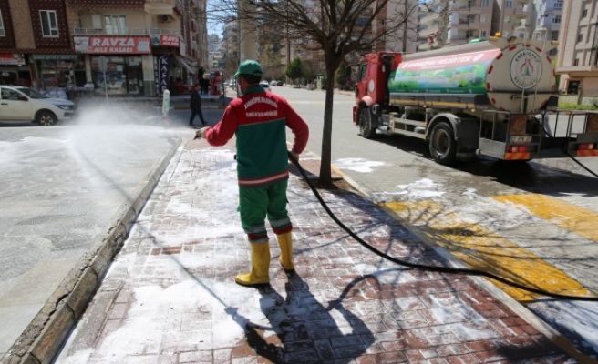 Karaköprü’de dezenfekte çalışmaları sürüyor