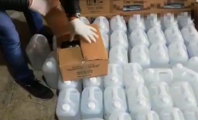 Urfa’da iki ayrı operasyon: Binlerce litre ele geçirildi