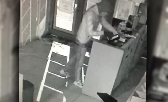 Şanlıurfa'da maskeli ve eldivenli hırsızlar, 2 işyerini soydu