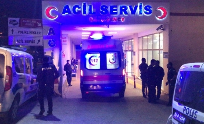 Şanlıurfa'da otomobil devrildi! Yaralılar var