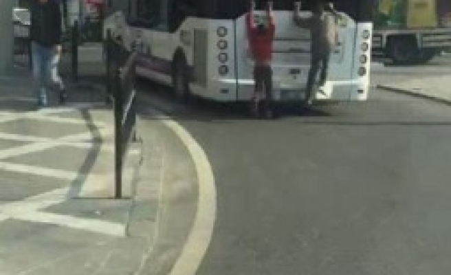 Urfa'da 2 çocuğun tehlikeli yolculuğu